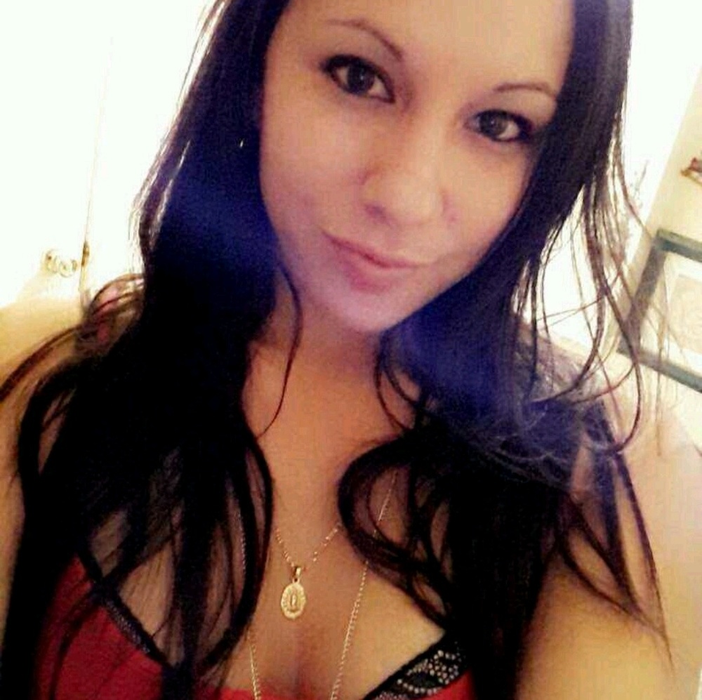 Meet your Posher, Jenelle